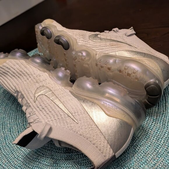 O1 NIKE AIR VAPRMAX Flyknit \